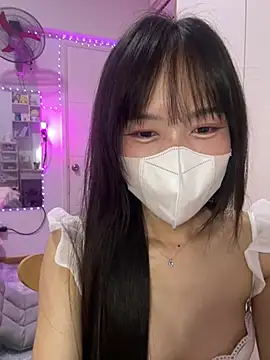 Lov3lily online show from August 4, 5:08 pm