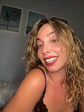 space couple online show from June 16, 9:49 pm