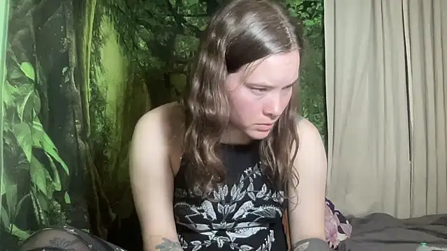 mo0ngoddess online show from October 11, 2:38 am