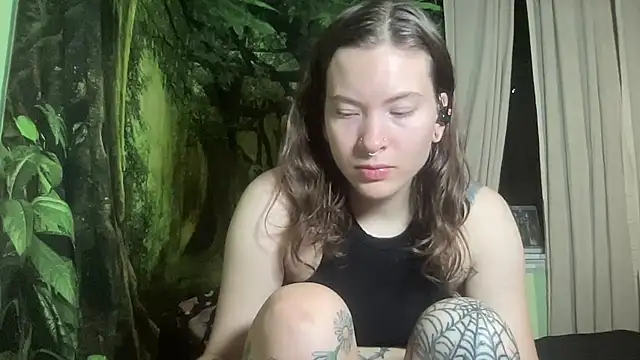 mo0ngoddess online show from December 5, 5:07 am