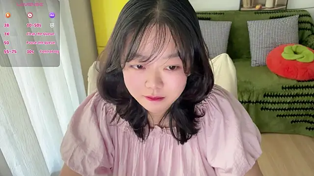 0lina0 online show from July 30, 8:37 am