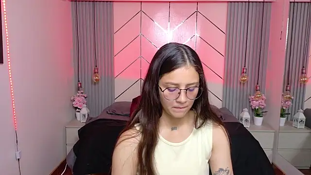 Sofysoul online show from June 18, 8:47 pm