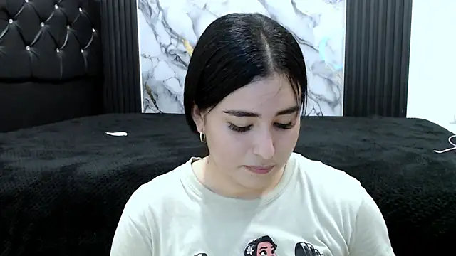 MiaReinig09 online show from June 25, 1:05 am
