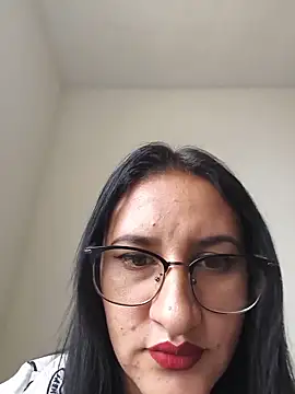CAROLINA--04 online show from June 4, 1:48 pm