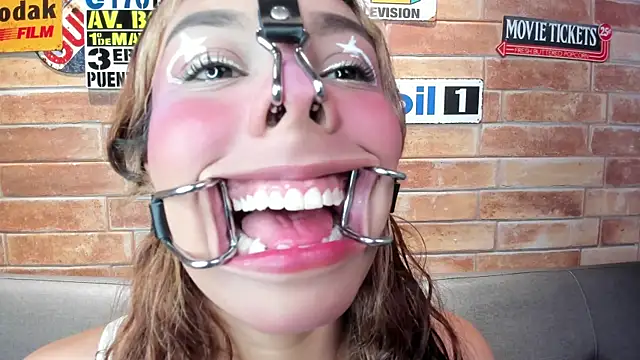 foxy antonela online show from July 31, 2:45 am