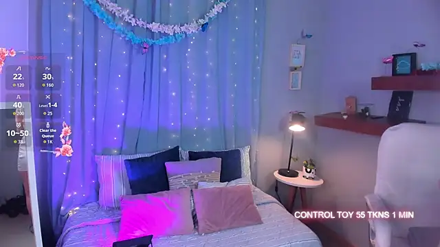 vanillafairy  online show from June 11, 8:27 pm