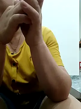 -Yeyi- online show from July 1, 3:11 pm