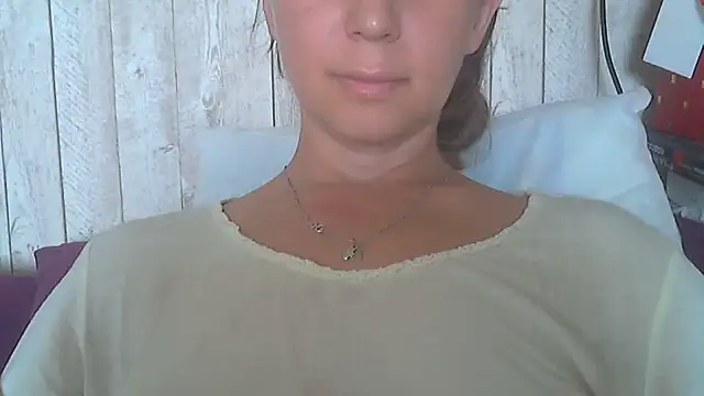 Bella--White online show from June 11, 5:04 am