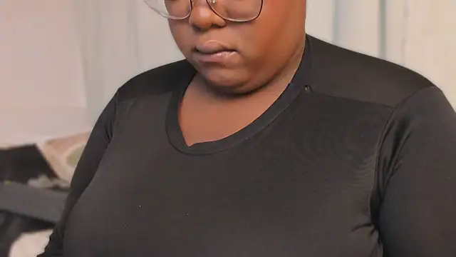 Ayanaa Ebony  online show from July 14, 11:26 am
