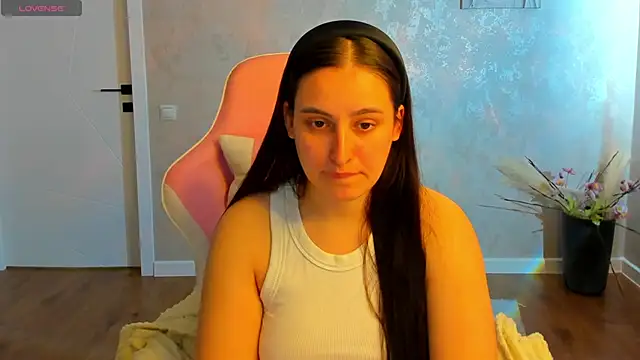 Elizabet Colllins online show from May 27, 1:57 am