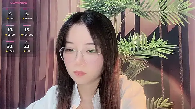 77-Vicky online show from May 30, 7:39 am