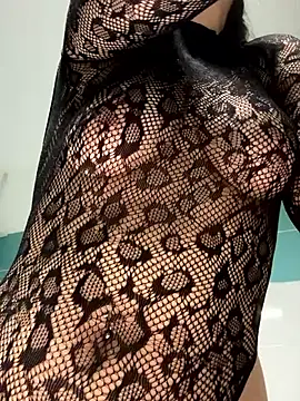 SweetTerrea online show from June 22, 9:23 pm