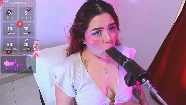Alanna Monroe online show from July 9, 1:02 pm
