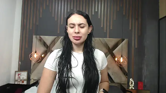 Snapshot of MartinaaFit chatting on May 23, 11:41 am MartinaaFit online show from May 23, 11:41 am