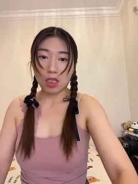qiuqiu 018 online show from May 30, 6:22 am