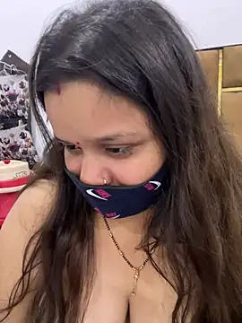 Catchybusty01 online show from August 3, 12:00 pm