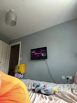 LucieLouBabe online show from May 28, 11:52 am