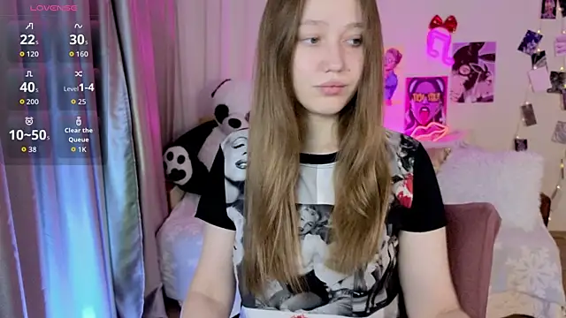 TinaShelton online show from July 5, 4:23 pm