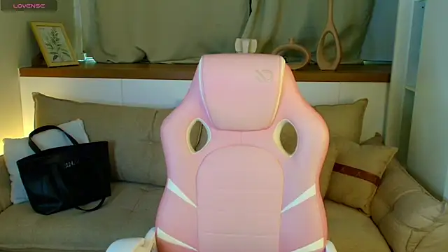 Rose Desiree online show from June 26, 11:22 am