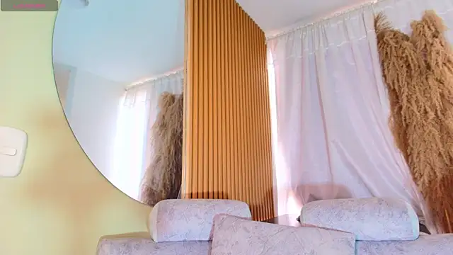 Victoria Bigcock online show from July 1, 3:11 pm