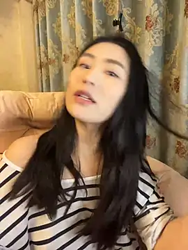 zhenzhen-888 online show from July 7, 3:26 pm