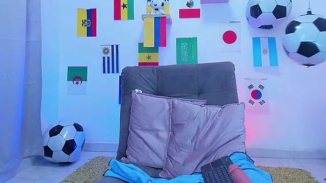 sweet val  online show from July 1, 6:40 pm