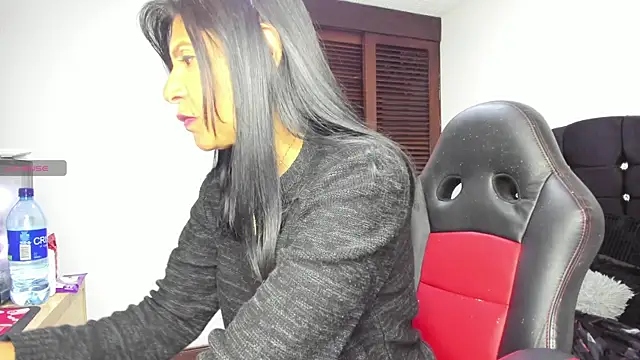 Samantha01 Rosse01 online show from July 14, 9:41 pm