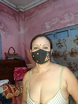 MoonLusty online show from June 2, 4:46 am
