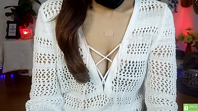 Yalinahotty online show from July 18, 2:15 am