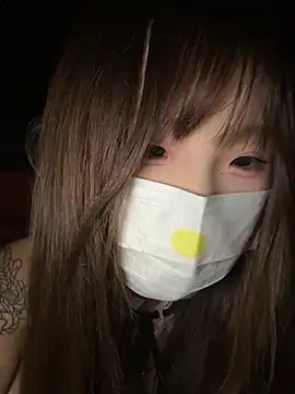 kkkkiiii-42 online show from June 13, 7:33 pm