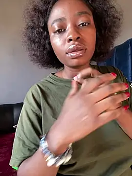 HotGarotinha online show from June 28, 1:39 pm