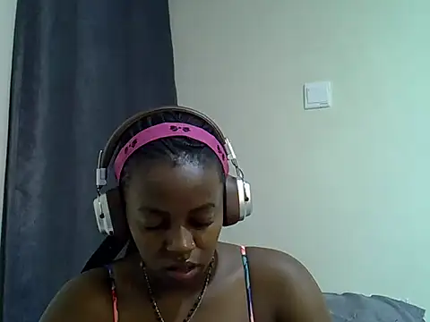 sweet meisha online show from June 10, 2:11 am