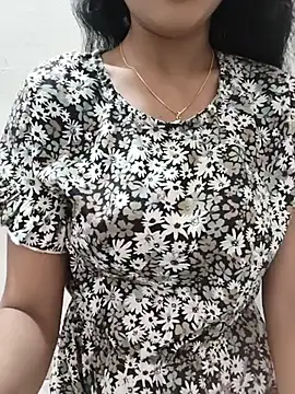 Simmy jaan online show from July 10, 8:09 pm