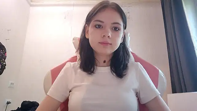 MilaTease online show from June 1, 5:09 am
