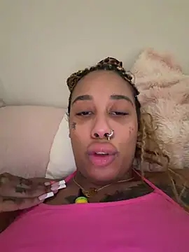 Kira nyxx online show from June 17, 3:13 pm