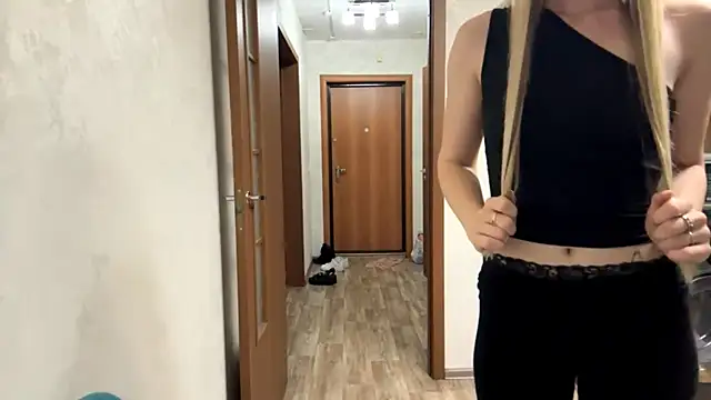 YelledBlink online show from July 5, 1:17 pm
