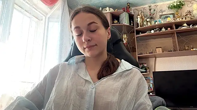 TaIliedGuest online show from June 5, 6:52 am