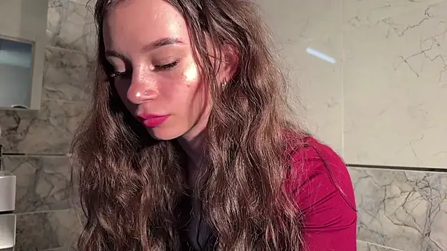 kittyrae online show from July 7, 7:23 am