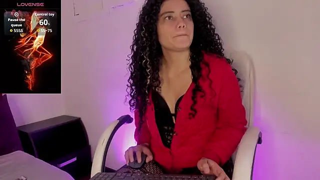 CurlyRuby online show from June 4, 1:04 pm