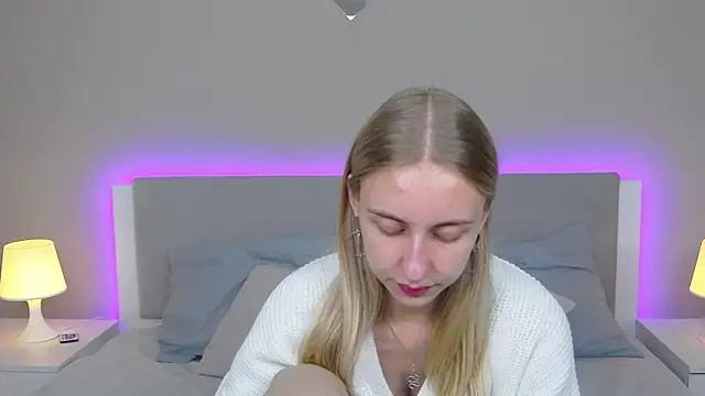 LirienVexx online show from July 16, 4:17 am