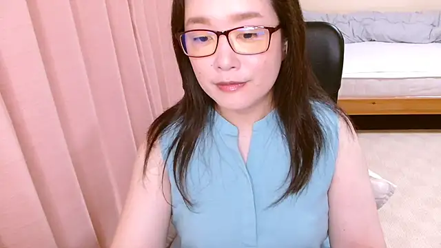 LENA-xo online show from July 28, 5:38 am