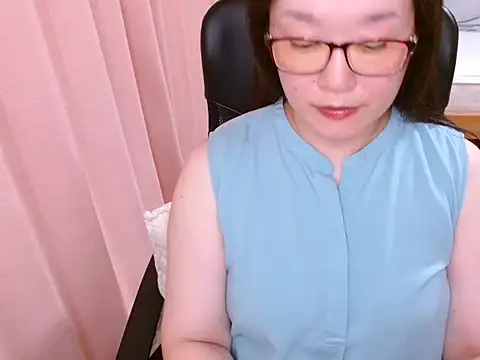 LENA-xo online show from July 26, 3:42 pm