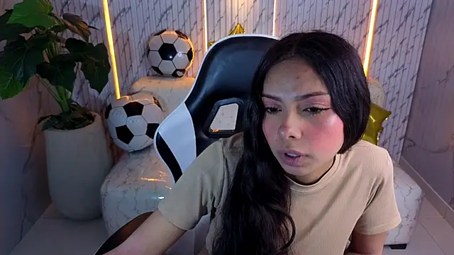 samantha tx  online show from July 8, 3:09 am