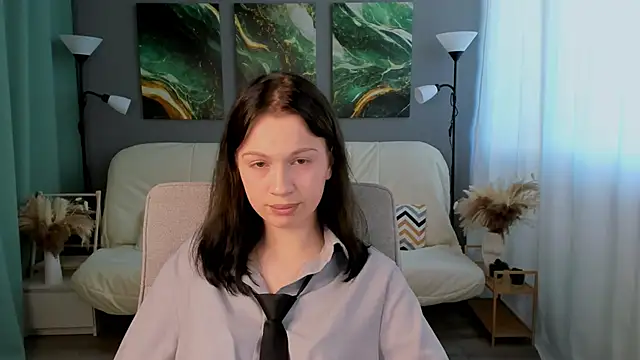 EliiDark online show from June 10, 8:46 am