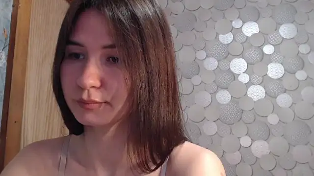 Mysti Glow online show from June 9, 5:07 am