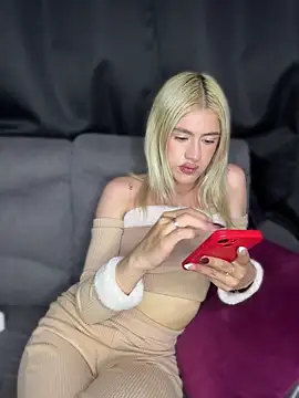 Lia-firee online show from June 21, 5:11 am