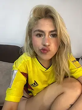 Lia-firee online show from June 27, 1:06 pm