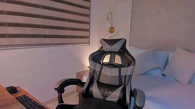cami greedy online show from June 17, 2:24 am