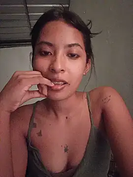 AlliieHayes online show from June 12, 2:52 am