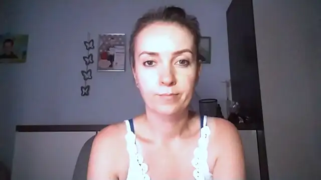 JenniferAlone online show from June 30, 8:19 pm
